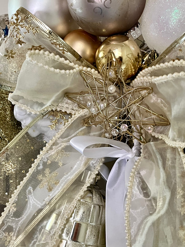 Vintage Style Wreath-Baby Jesus and the Angels