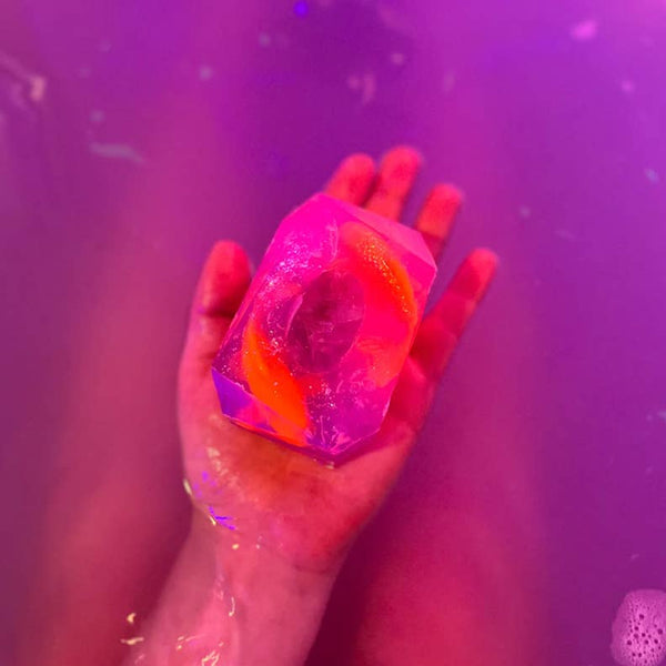 Crystal Bar Soap - Lucid Dreamer (Pisces) - 7 oz Zodiac Crystal Bar Soap