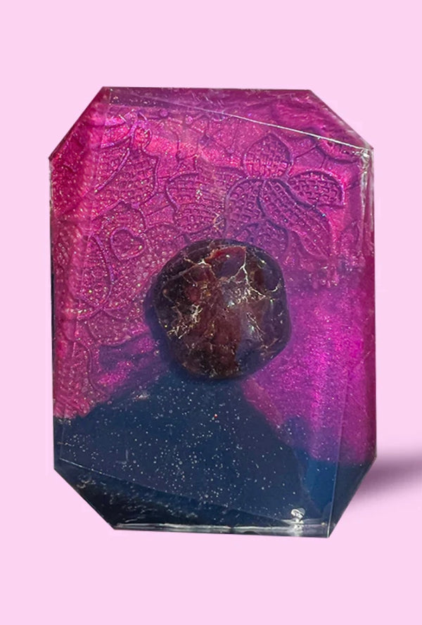 Crystal Bar Soap - Alluring Secrets (Scorpio)- 7oz Zodiac Crystal Bar Soap