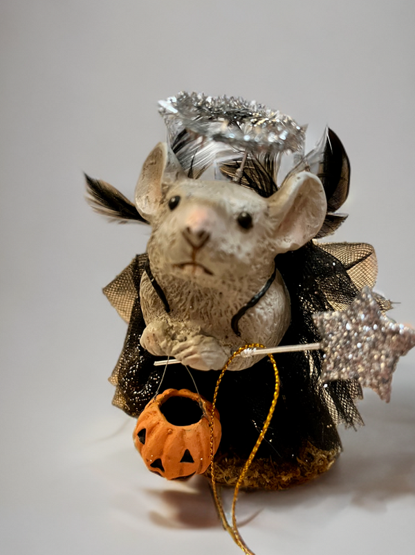 Bethany Lowe Designs - Halloween Pixie Mouse