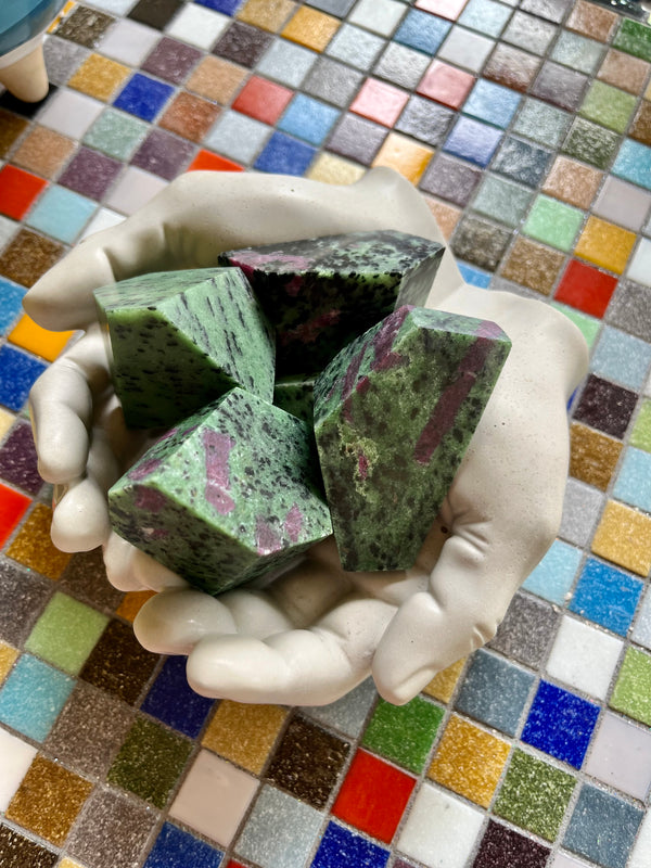 Crystals-Natural Ruby Zoisite