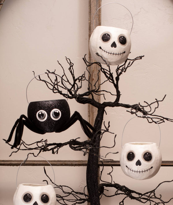 Bethany Lowe Designs - Jolly Skeleton Bucket