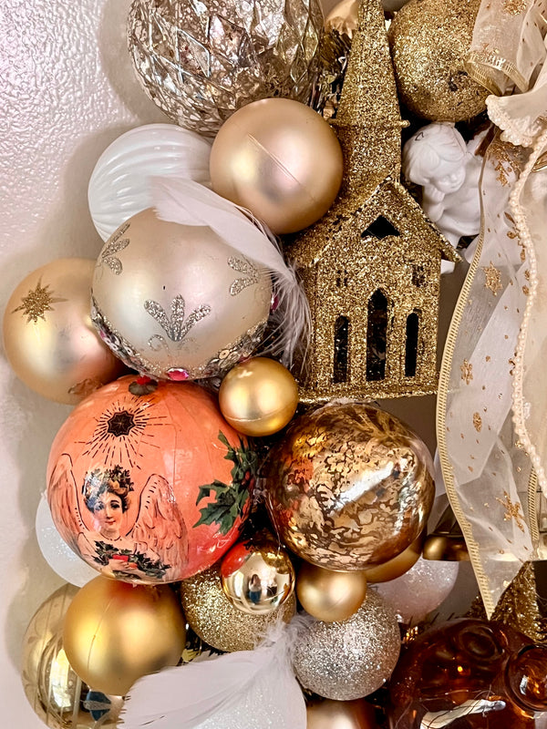 Vintage Style Wreath-Baby Jesus and the Angels