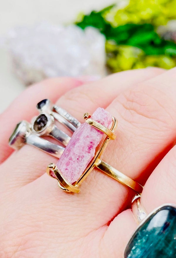 Crystal- Natural Pink Tourmaline Simple Gold Ring