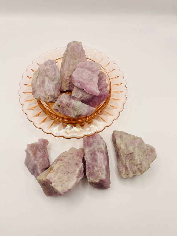 Crystal-Kunzite Raw