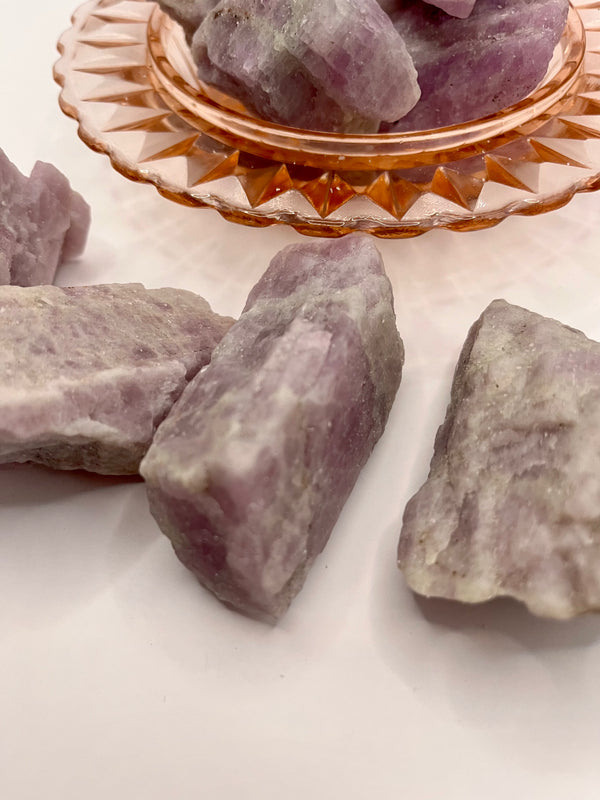 Crystal-Kunzite Raw