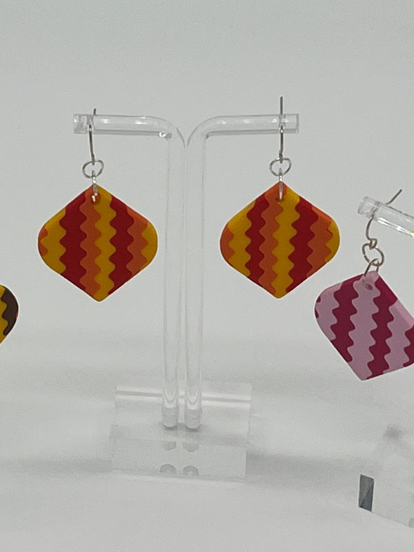 70s zig zag lemon shape earring