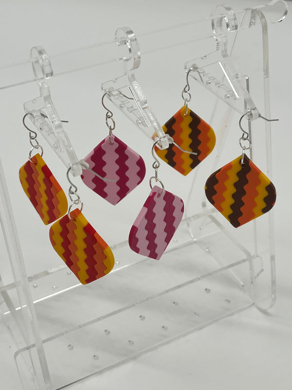 70s zig zag lemon shape earring