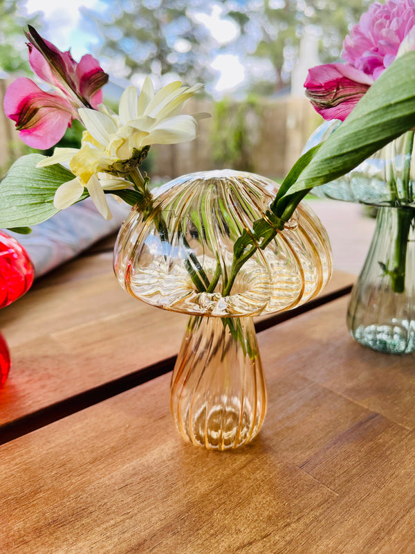 Mushroom-Glass Stem Vase