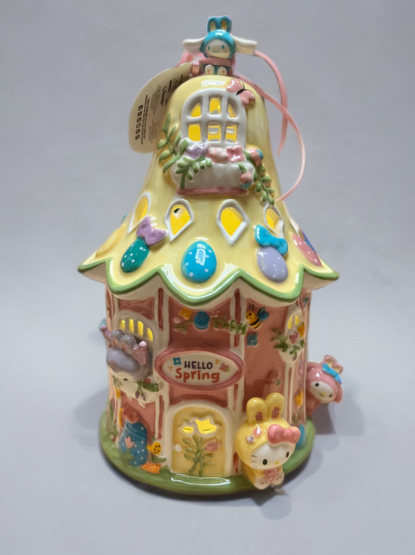 Hello Kitty and Friends Easter Candle house