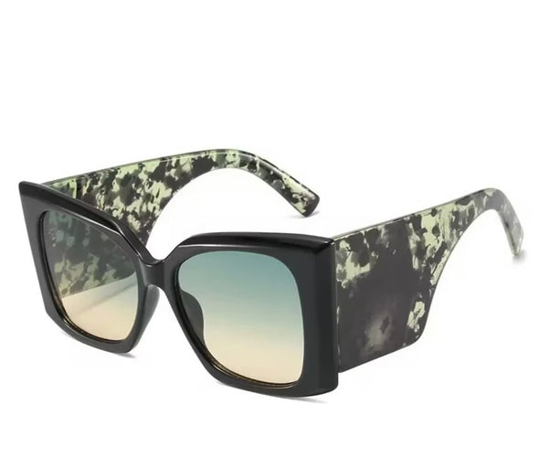 Sunglasses-Oversized Frame