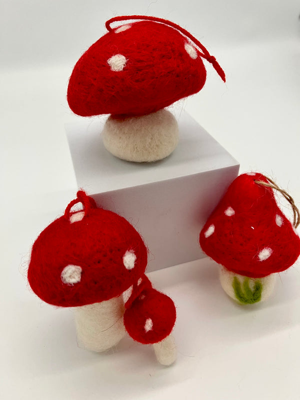 4PC Wool Needle Felt Mushroom Ornaments