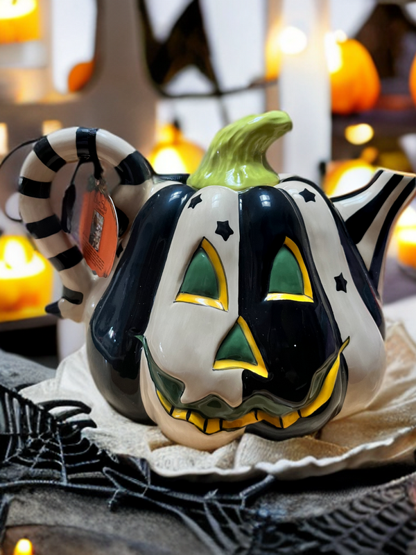 BLACK AND WHITE PUMPKIN TEAPOT