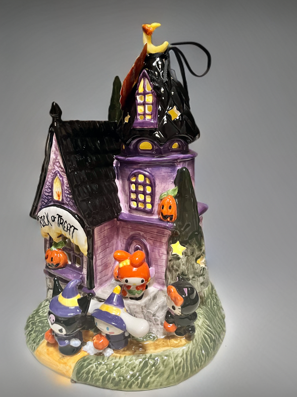 Hello Kitty And Friends Trick Or Treat Candle House