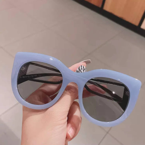 Sunnies - Retro Cat Eye Summer