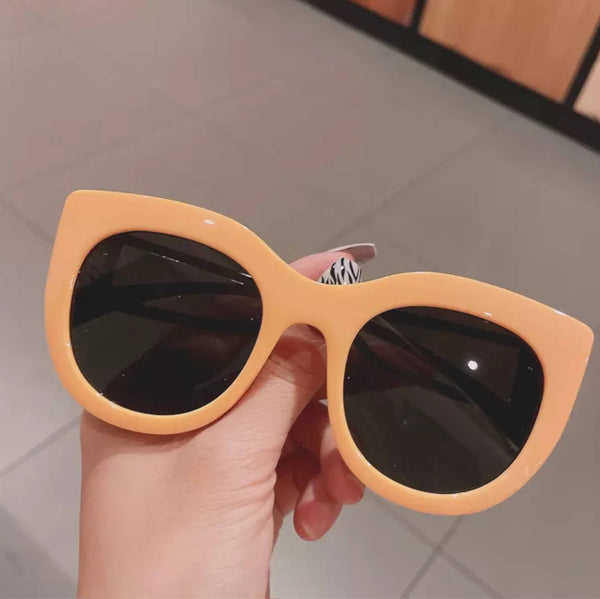 Sunnies - Retro Cat Eye Summer